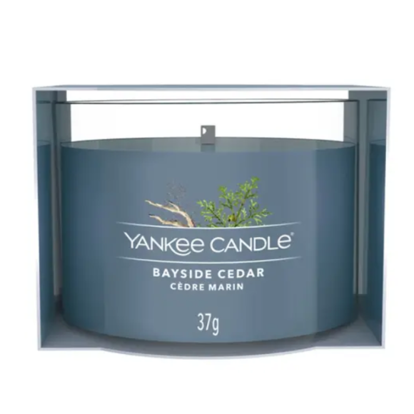 Ароматична свічка Bayside Cedar Mini Yankee Candle 37 г - фото №1