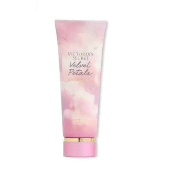 Парфумований лосьон Victoria’s Secret Velvet Petals Daydream Body Lotion 236 мл - фото №1