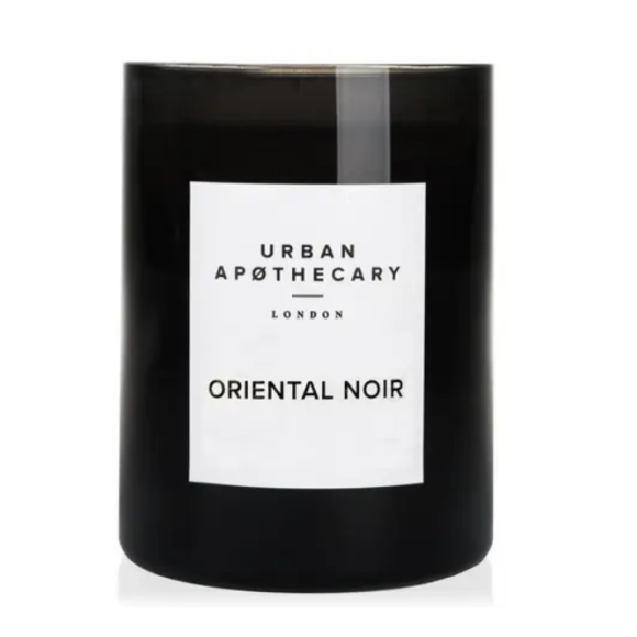 Ароматична свічка з ароматами квітів, прянощів та лісу Urban apothecary Oriental Noir 300 г - фото №1