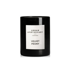 Ароматическая travel свеча с древесно-цветочным ароматом Urban apothecary Velvet Peony 35 г - фото №1