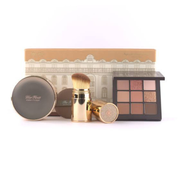 Люкс набір з тональним кушоном O HUI The First Geniture Ampoule Cover Cushion 01 Milk Beige - фото №1