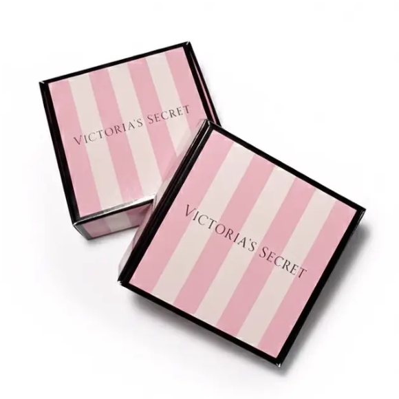 Коробка Маленькая Victoria's Secret размер 10*9*4 см - фото №1