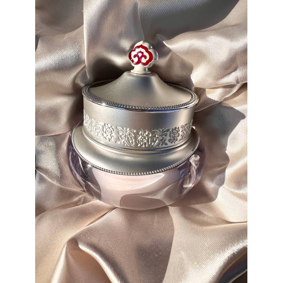 Освітлюючий крем для обличчя The History of Whoo Radiant White Moisture Cream 30 мл - фото №1
