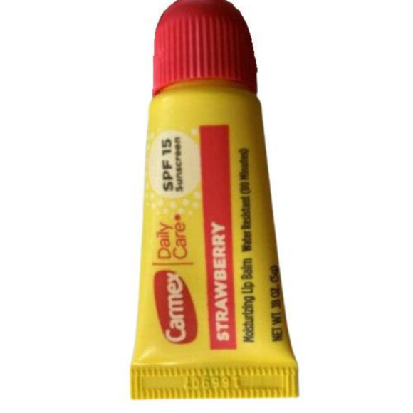 Бальзам для губ полуниця  Carmex Daily Care Moisturizing Lip Balm Strawberry 5g - фото №1