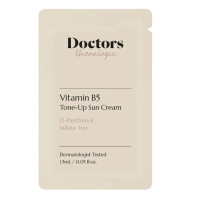 Солнцезащитный крем с осветляющим эффектом SPF 50+ Doctors Tone Up Sun Cream 1,5 мл - фото №1