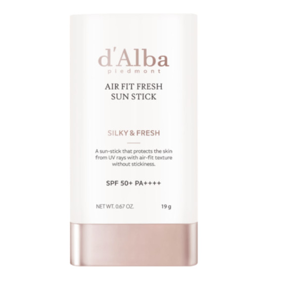 Сонцезахисний стік з високим фактором захисту SPF 50+ PA++++ D'alba Air Fit Fresh Sun Stick 19 г - фото №1