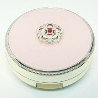 Люкс кушон тон 23 The Saga of XIU Pink Peony Cushion Jadan Sun Glow Cushion SPF50+/PA+++ - фото №1