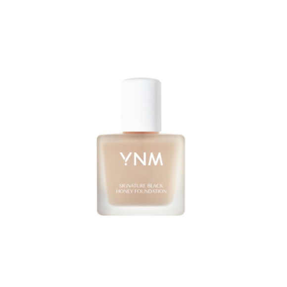Тональний крем Y.N.M Signature Black Honey Foundation N01 Ivory Слонова кістка - фото №1